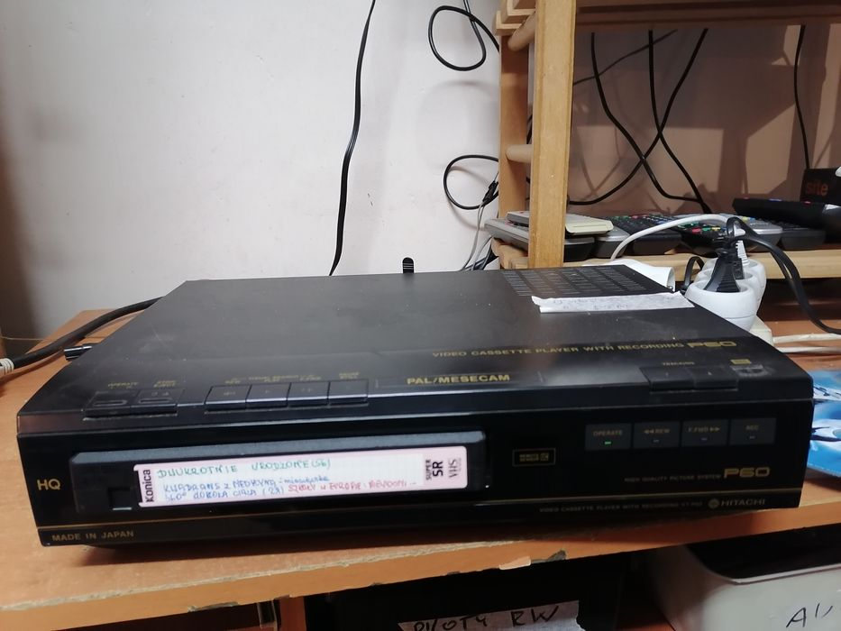 Odtwarzacz VHS HITACHI VT-P60