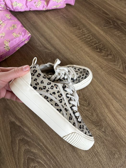 Курточка для дівчинки,кеди Zara ціна за все