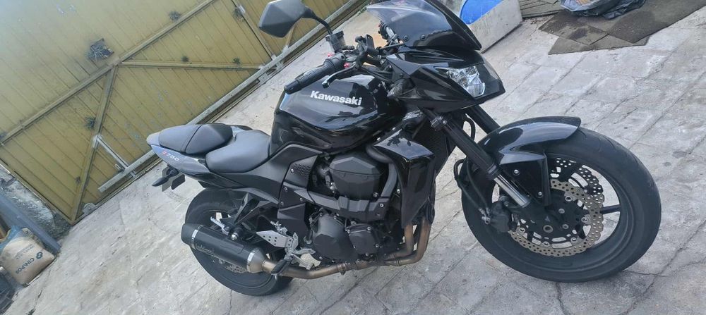 Vendo kawasaķi Z750