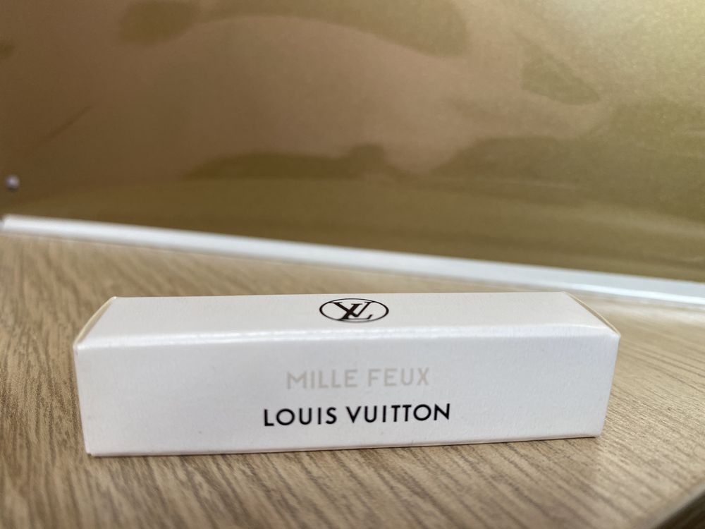 Louis Vuitton | MILLE FEUX - perfume frasco 2ml