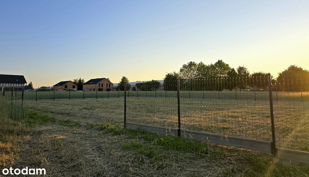 Działka z POMYSŁEM Uzbrojona Ogrodzona