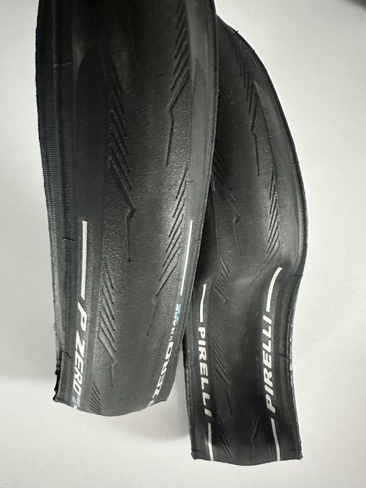 Opony Pirelli Pzero 4s w rozmiarze 28