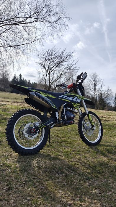 Asix XB-88 pro 300CC 35mth 305km