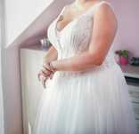 Suknia ślubna plus size
