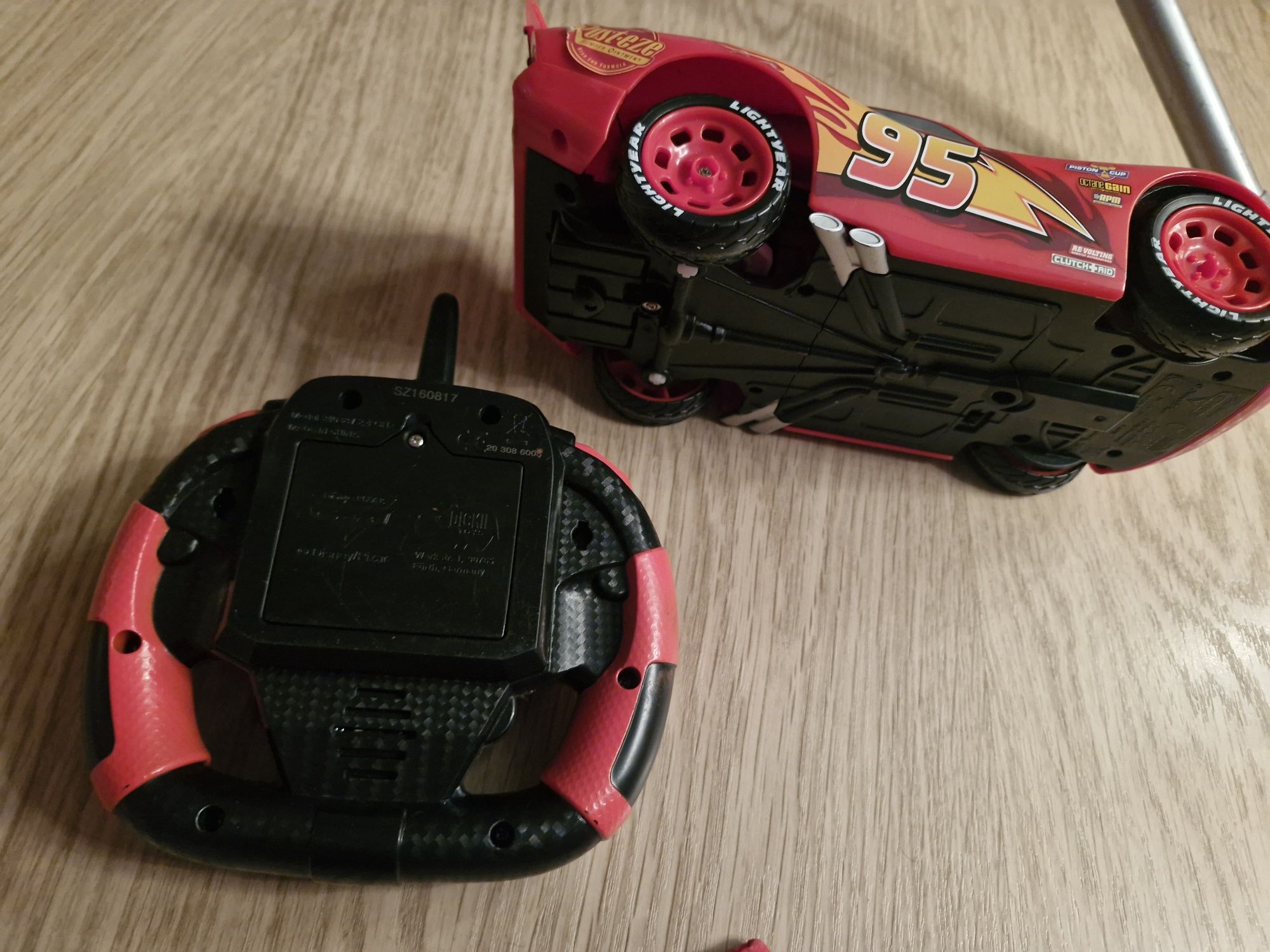 Автомобіль на р/к Cars 3 МакКвин