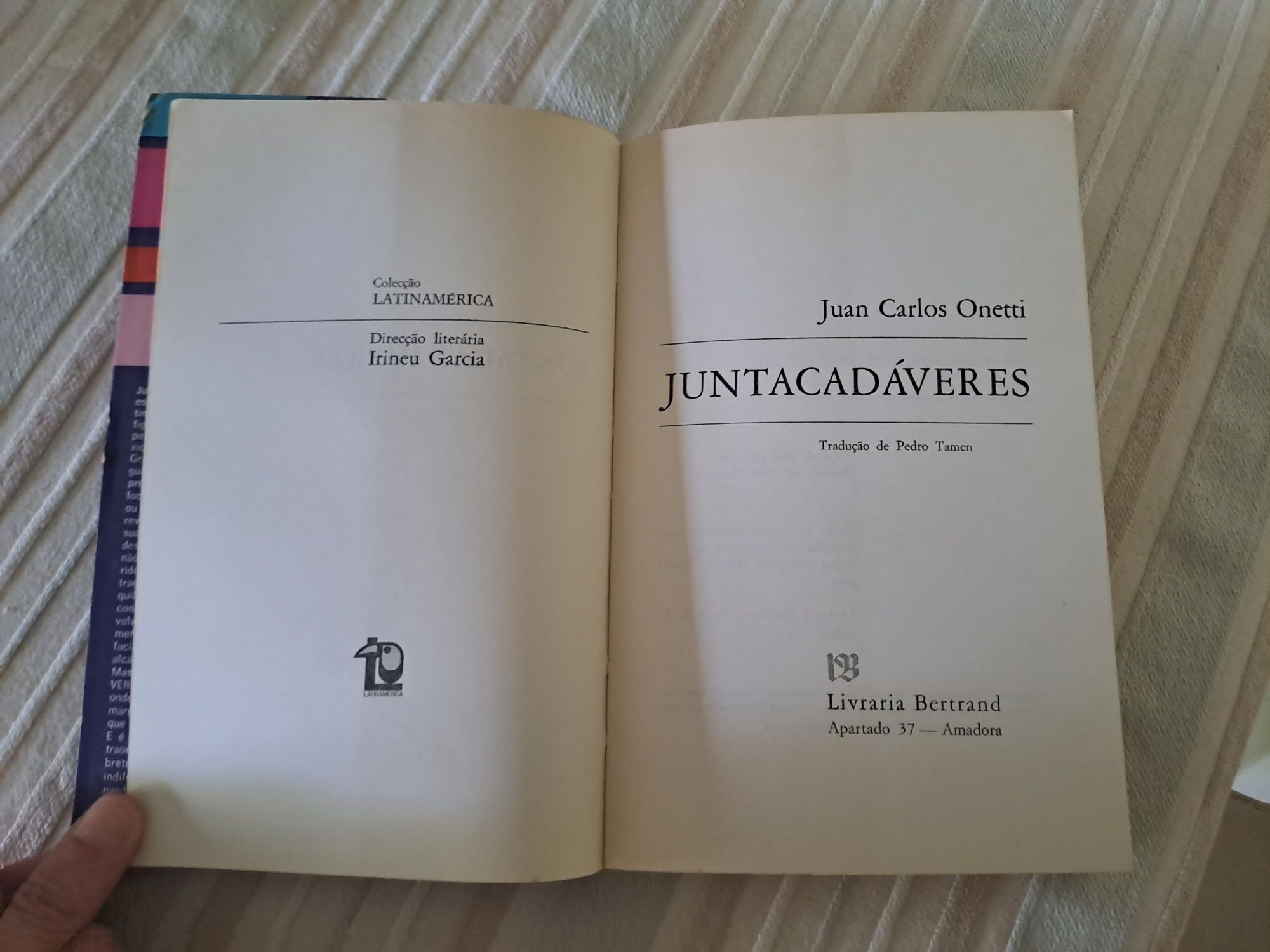 Livro "Juntacadáveres", de Juan Carlos Onetti