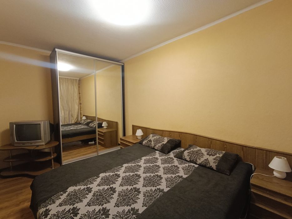 Сдам 2к квартиру  пр Поля низ Пушкина