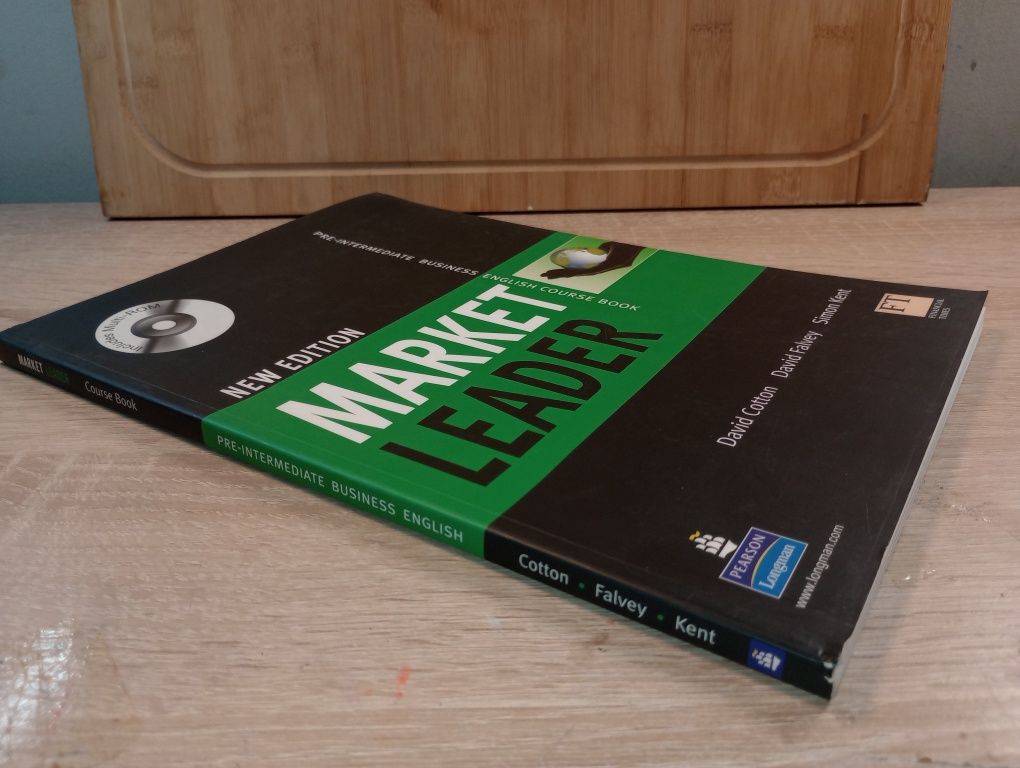 Market Leader. Pre-intermediate business English course book