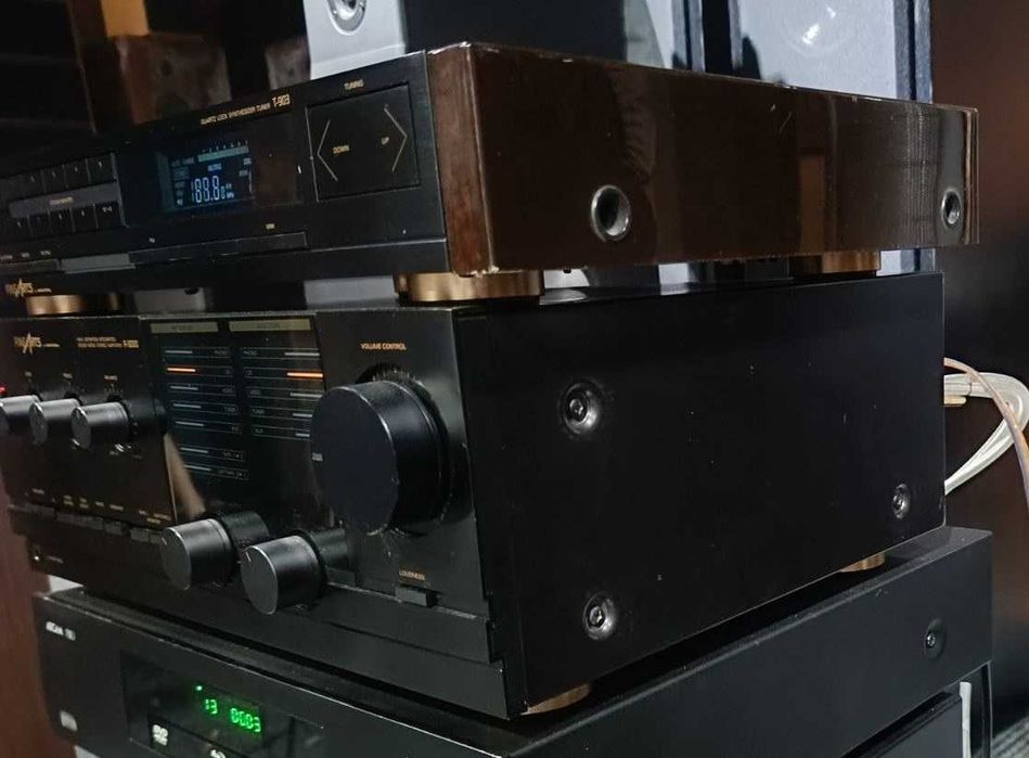 Grundig Fine Arts A-9000  + подарунок тюнер