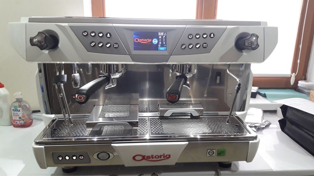 Професійна автоматична кавомашина Astoria Plus 4 You TS 2GR.