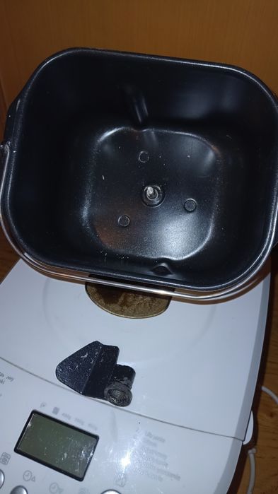 Wypiekacz do chleba mom MUC-01, maszynka do chleba