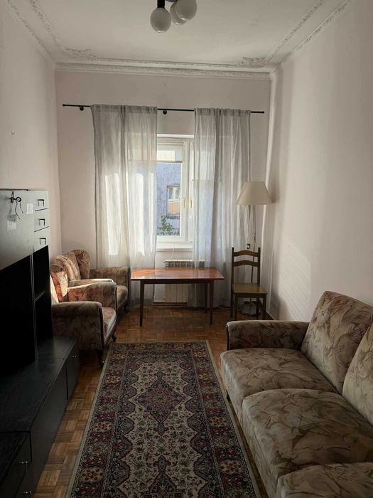 Przytulna kawalerka z ogrodem