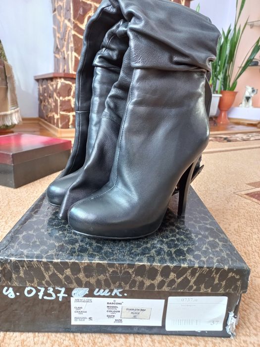 Ботфорти чоботи черевики шкіряні зимові