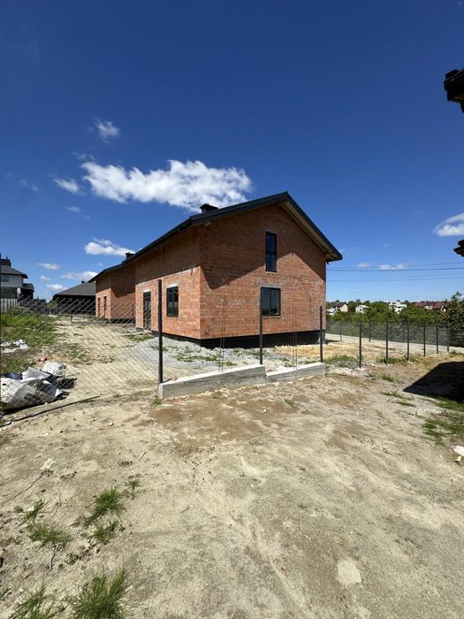 Продаж окремого будинку у Наварії