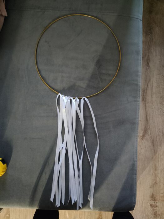 5 sztuk- złote koło że wstążkami