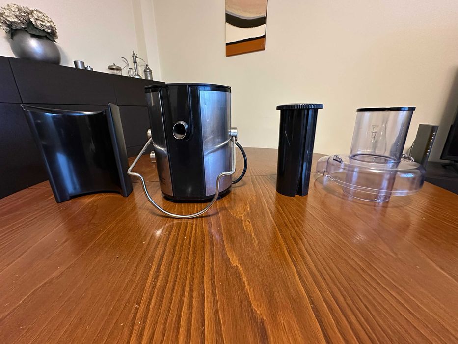 Liquidificador de Frutos Taurus