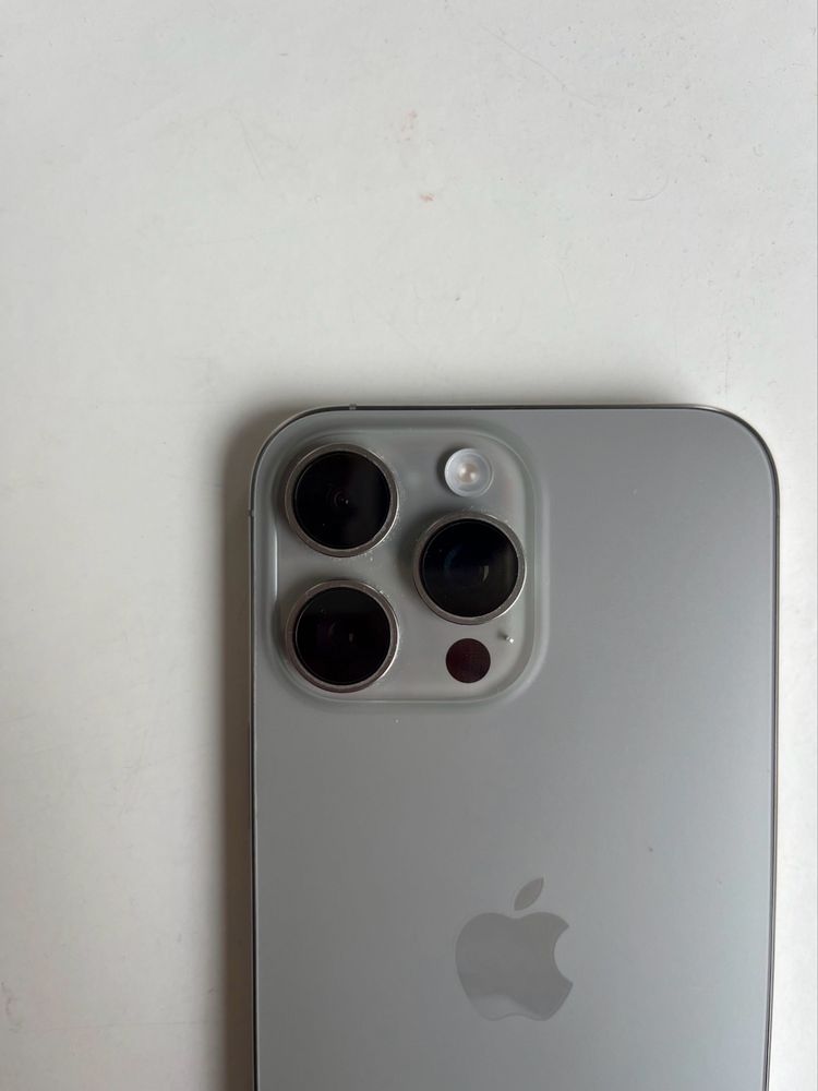 Iphone 16 pro max NOVO