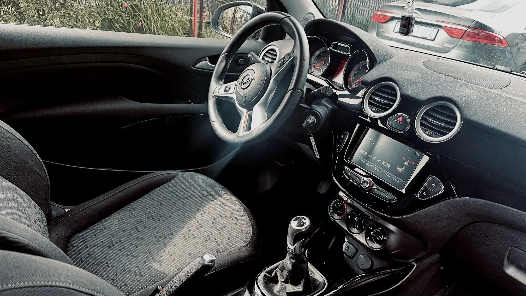 Opel Adam piekny adam niski przebieg euro 6