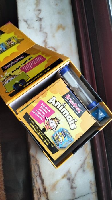 Jogo didático em família "Animais - BrainBox"