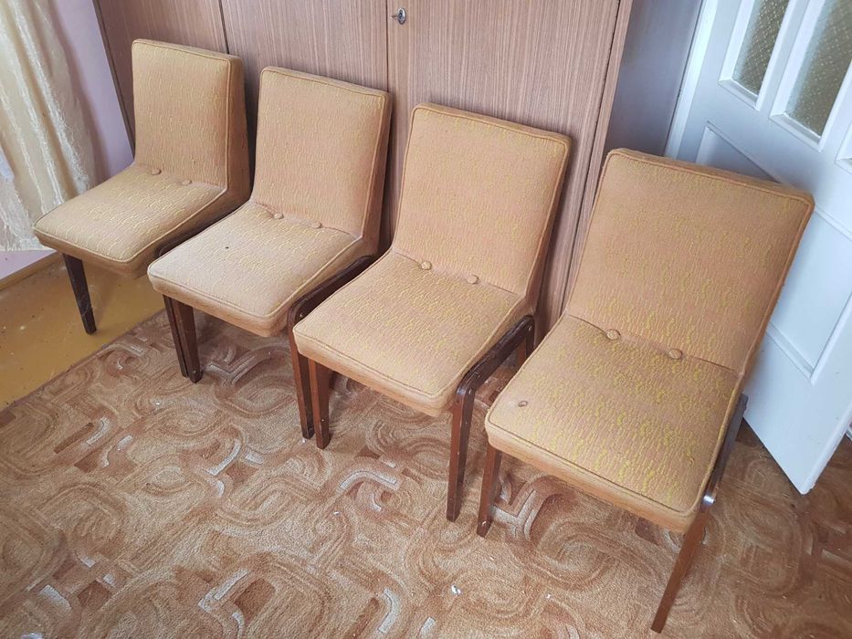 Komplet krzeseł AGA PRL 4szt,  Krzesło AGA