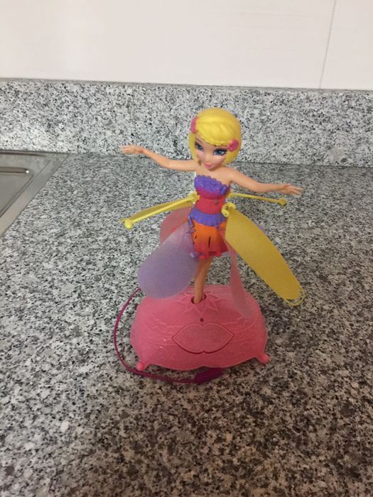 Boneca que voa