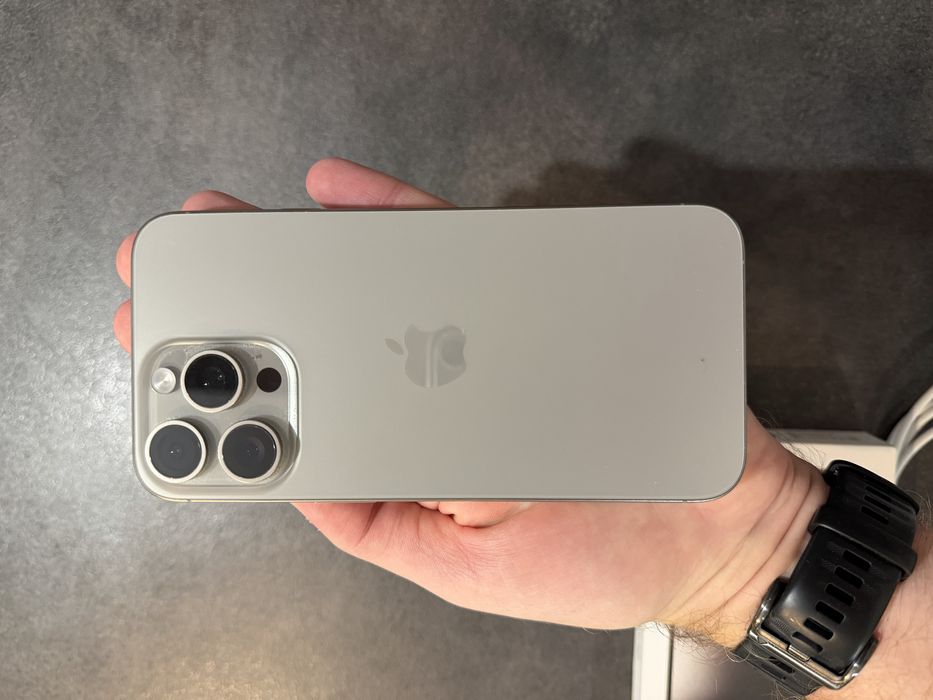 Iphone 15 pro max naturalny tytan gwarancja