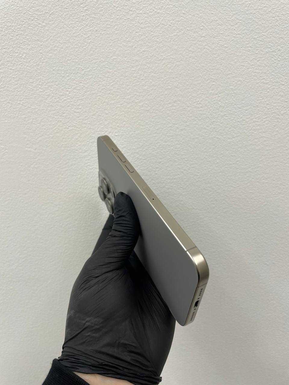 iPhone 15 Pro Max 256Gb Natural Titanium (Sim + eSim) + Гарантія