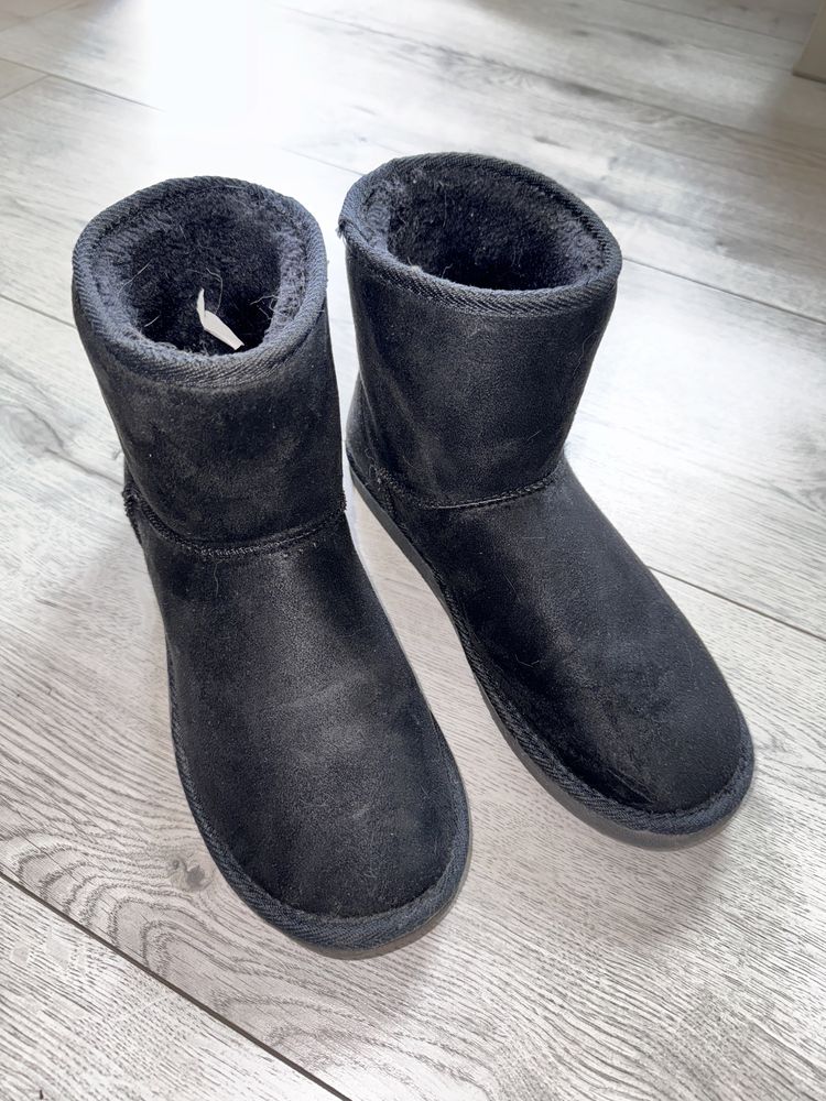 Czarne śniegowce w stylu ugg rozmiar 39