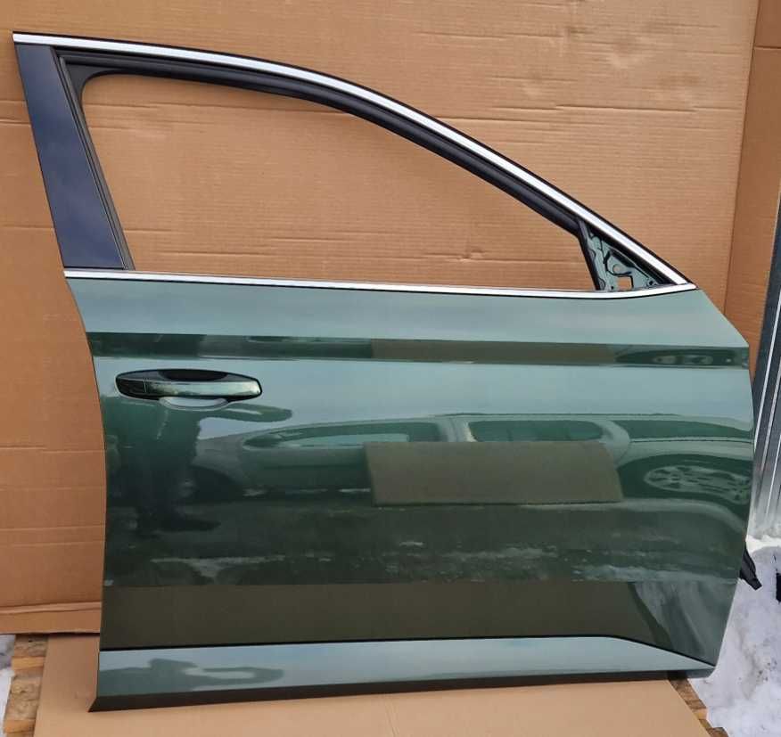 Двері Skoda Superb двери Шкода Суперб запчасти шрот разборка б/у