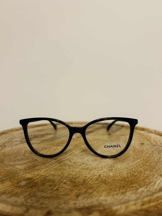 Nowa oprawka Chanel