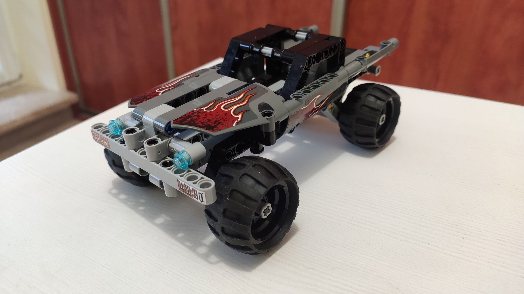 LEGO Technic 42090