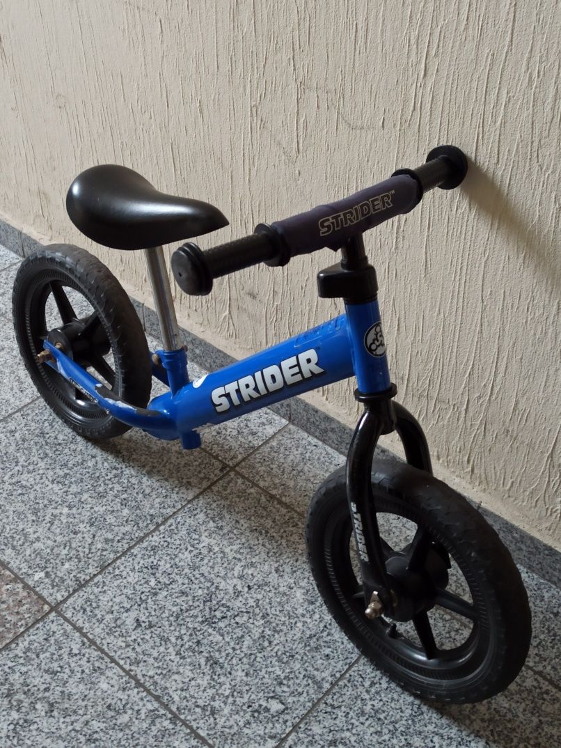 Strider rower biegowy niebieski 12 cali miękkie siodełko stan bdb