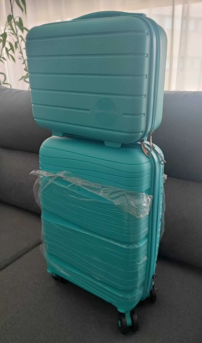 (Novos/Nunca usados) Malas de Mão & Malas de Cabine Carry-On  C/Rodas
