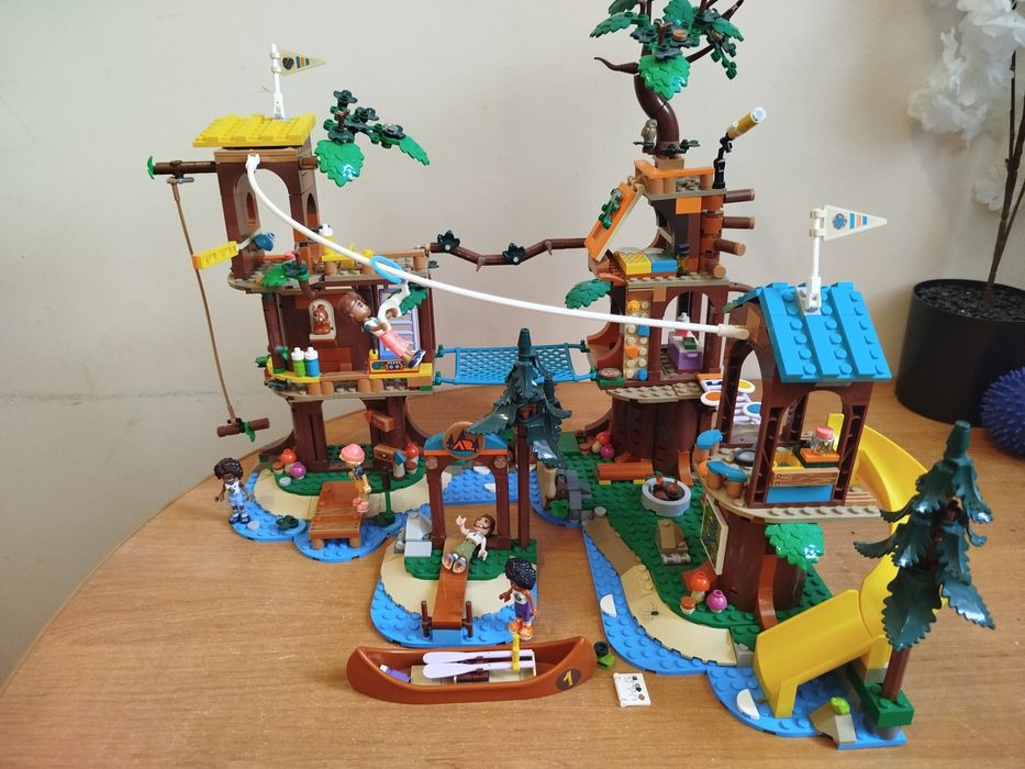 Lego 42631 Friends Будиночок на дереві у пригодницькому таборі