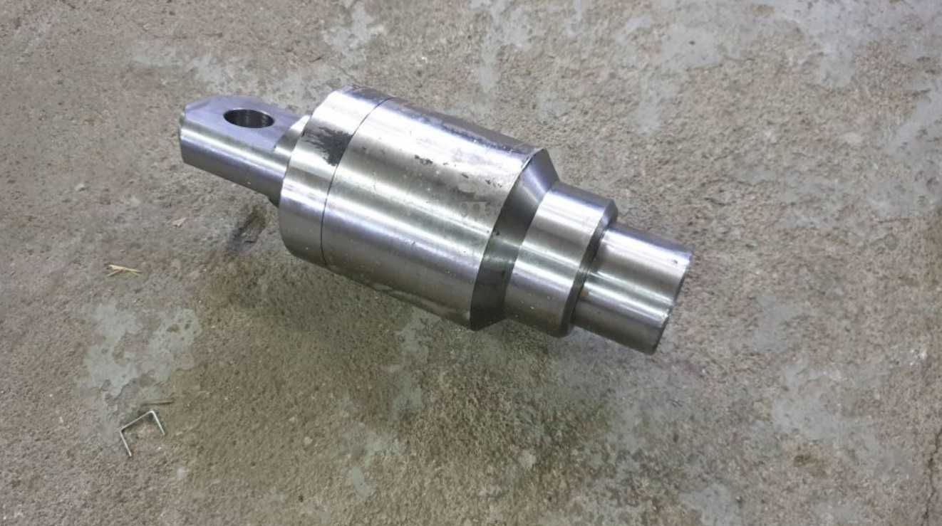 Krętliki do wiertnicy HDD typu Vermeer Ditch Witch TORO XCMG Tracto