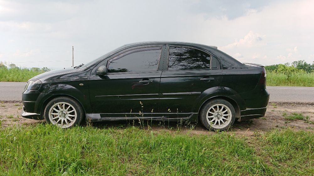 Chevrolet Aveo 2006, газ/бензин, тюнинг, ухоженный.