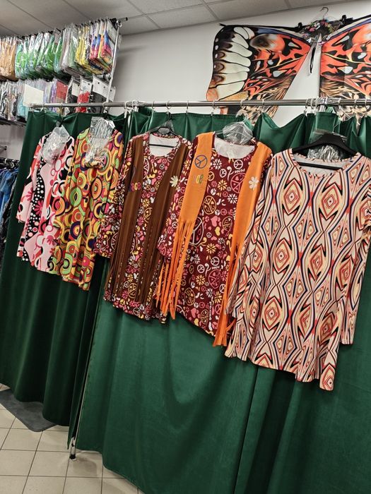 Lata 70 hippie PRL strój na imprezę karnawał Wrocław nowy