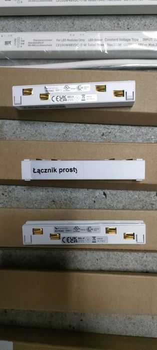Łącznik Multiline liniowy wewnętrzny do szyny magnetycznej biały