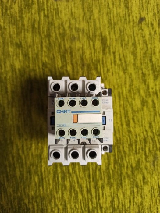 Контактор переменного тока CHINT NC1-4011 + F4-22