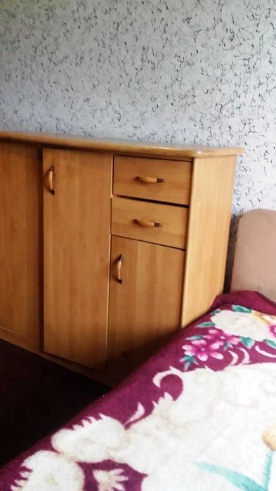 Сдам срочно комнату  в 3-комн.квартире по ул. Красная