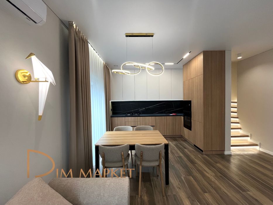 Квадробудинок з ремонтом|меблямиІтехнікою‼️свій заїзд