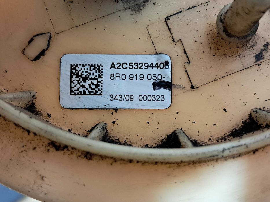 Pompa pompka pływak paliwa paliwowa AUDI Q5 SQ5 8R 2.0 TDI