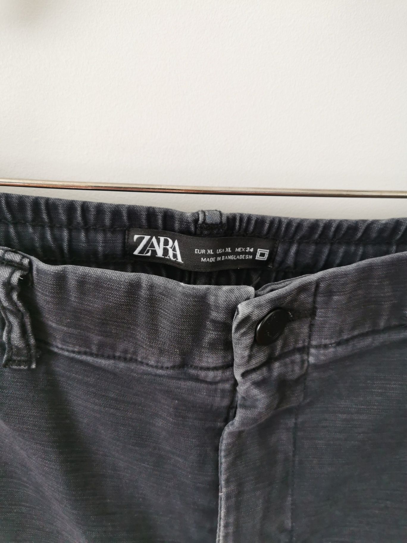 Męskie spodnie grafitowe, Zara