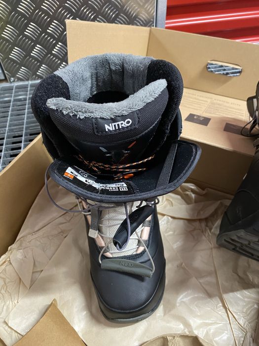 Buty snowboard Nitro Crown TLS (panie) rozm. 40 / US 8.5