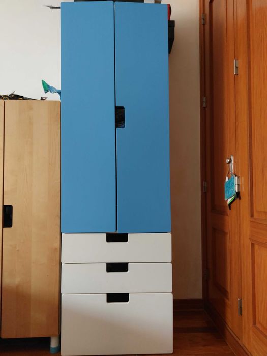 Mobiliário de quarto de jovem