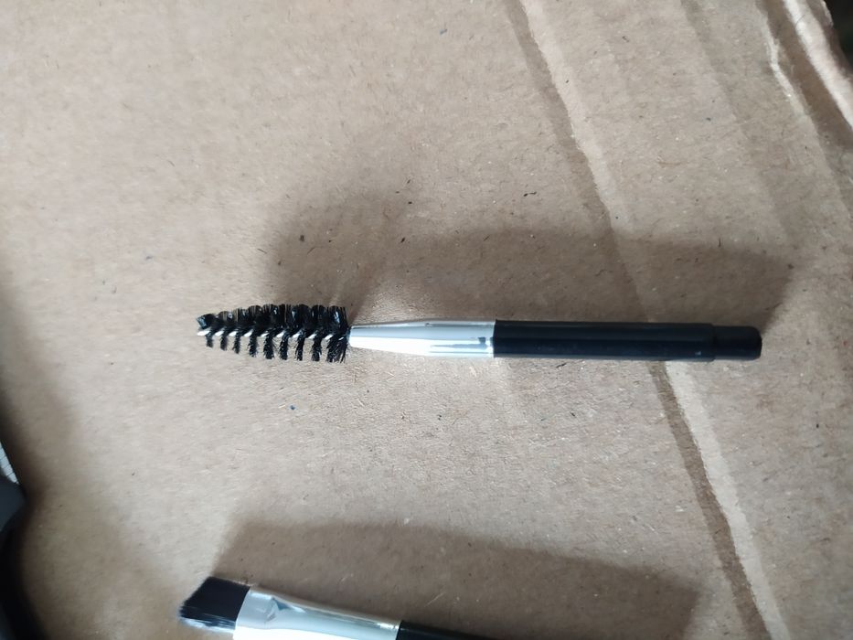 Conjunto para sobrancelhas NOVO