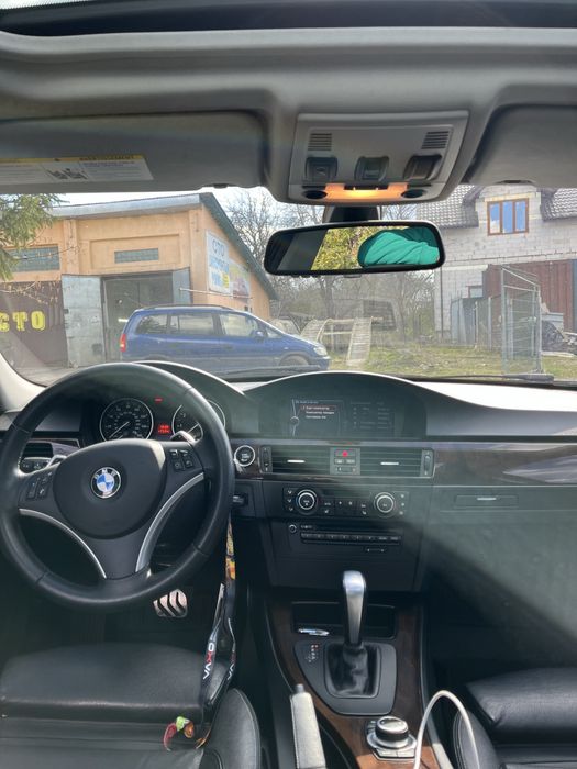 Продам BMW е90 2011 року !!!Терміново!!!