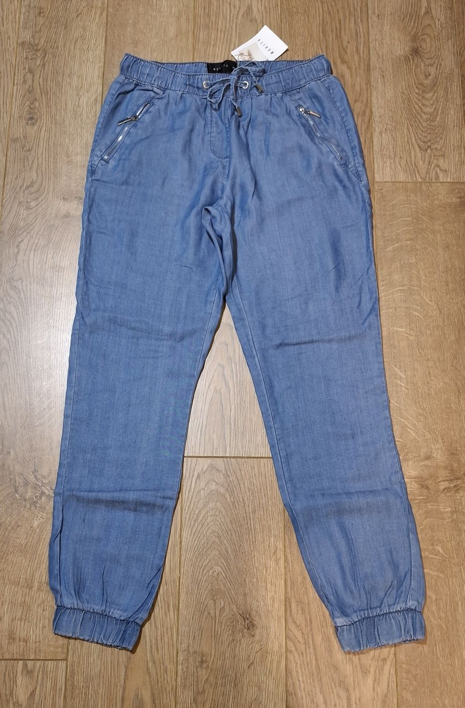 Nowe spodnie MOHITO rozm. 36