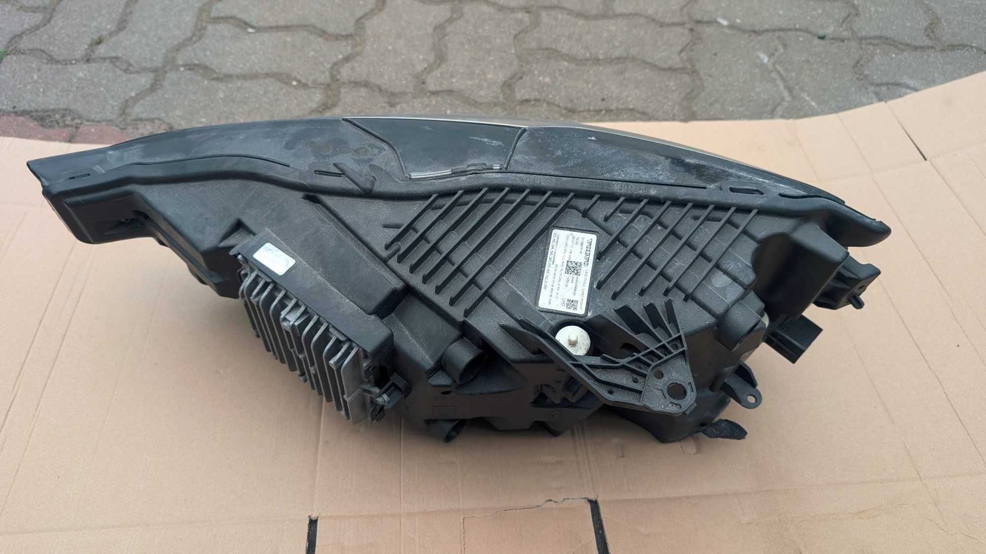 Lampa prawy Przód Volvo XC60 II FULL LED