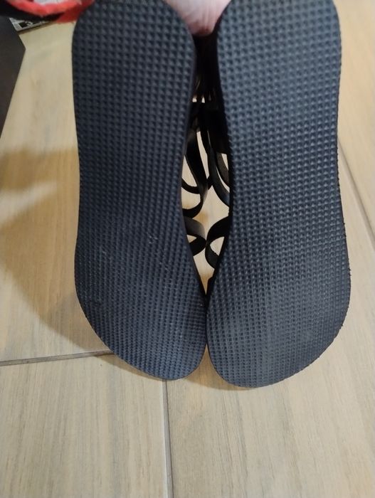 Босоніжки шкіра мягка устілка